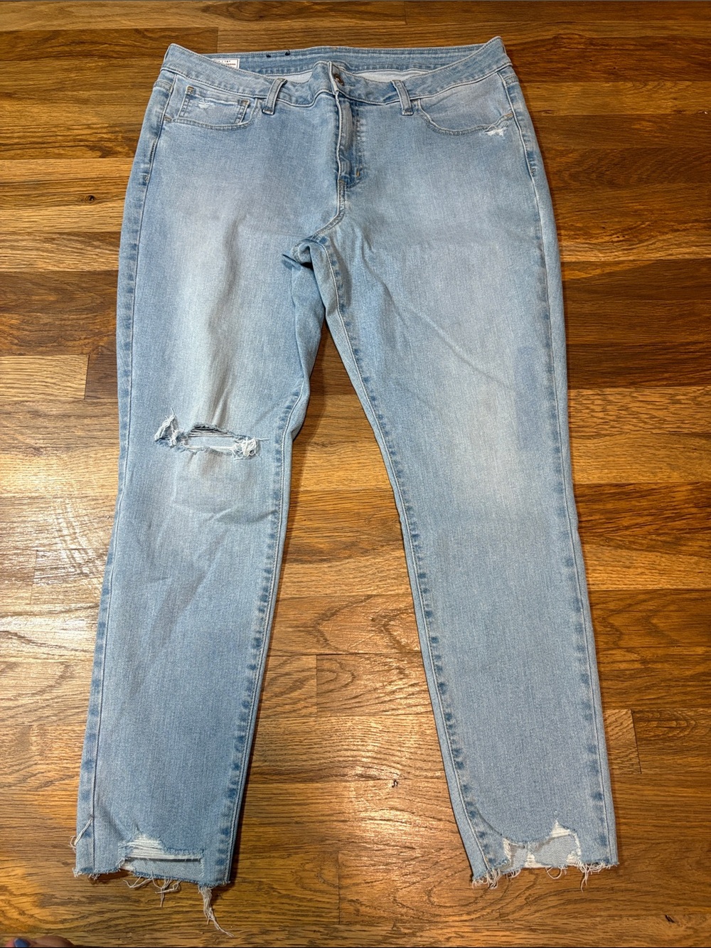 GAP Light Blue Universal Jegging Mid Rise